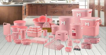 مزایای ظروف پلاستیکی: چرا انتخاب هوشمندانه برای خانه و صنعت است؟